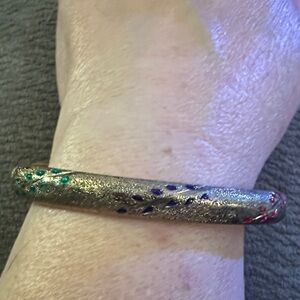 Chic Gold Bangle Bracelet